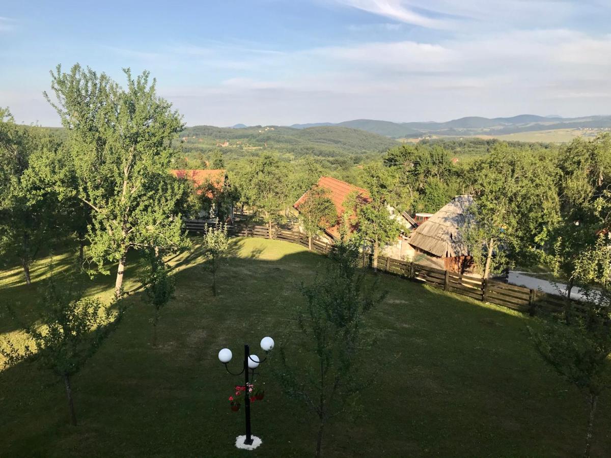 Seosko Domacinstvo Bondzulic Appartement Užice Buitenkant foto